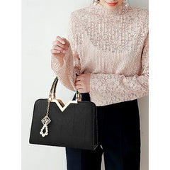 Handbag Faux with Elegant Pendant Pearl Leather