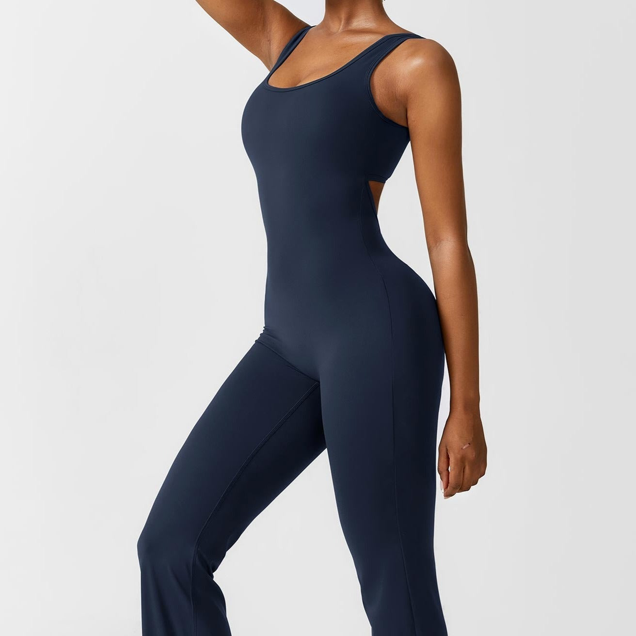 Amplify Sensuality – Ausgestellter, geraffter Jumpsuit