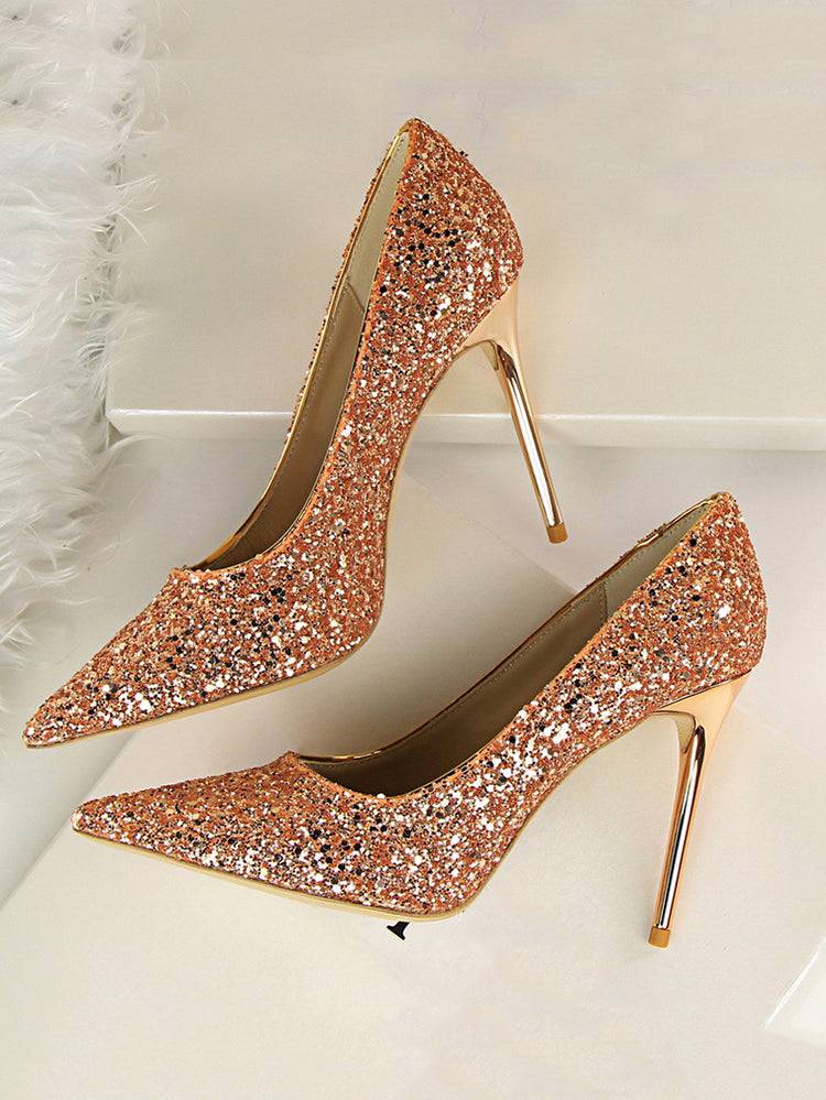 Pailletten-High Heels mit spitzer Spitze