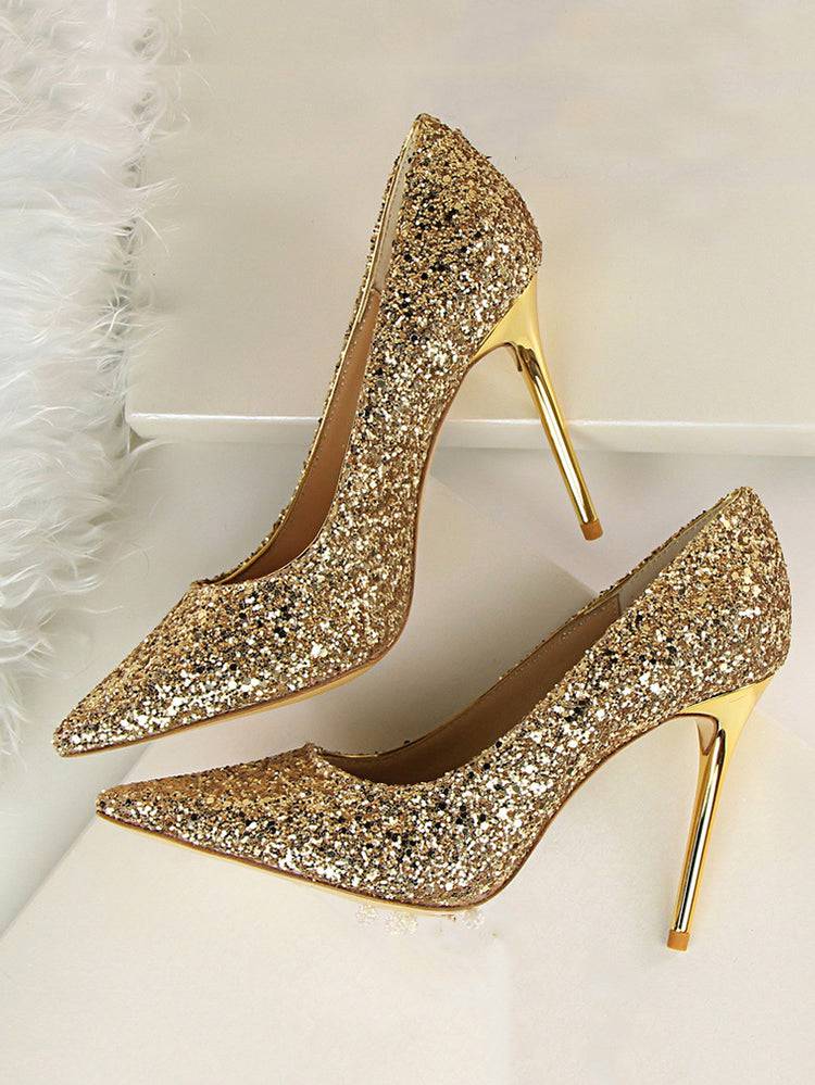 Pailletten-High Heels mit spitzer Spitze