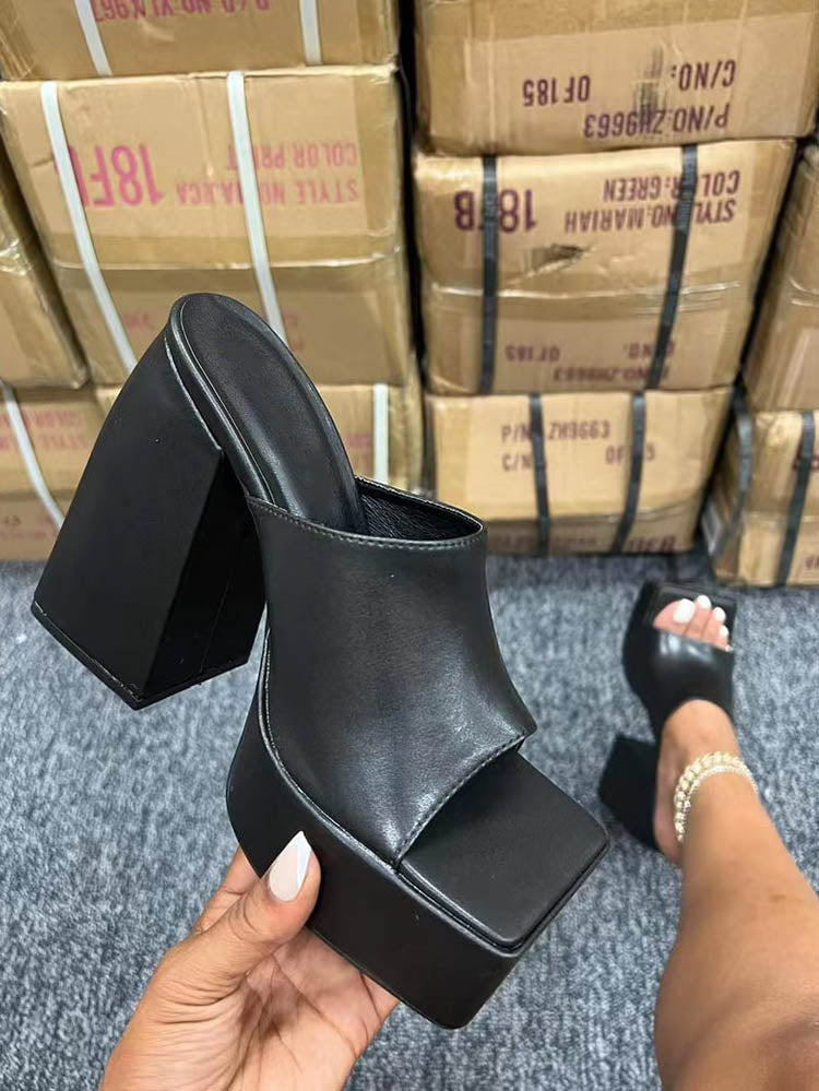 Sandalias de plataforma con tacón grueso y estampado