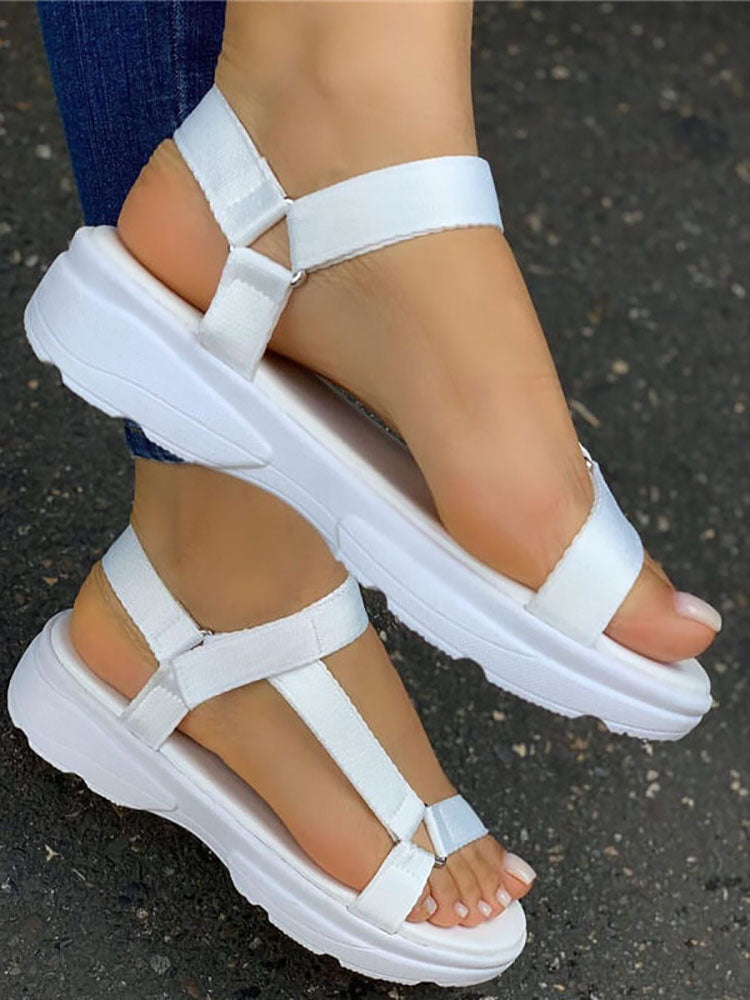 Sandalias con correa de velcro