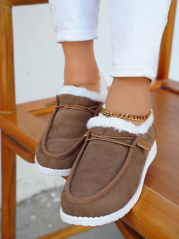 Trim Lined-up Slip On Boots