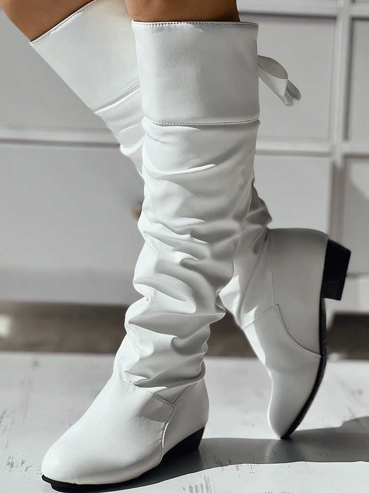 Lederstiefel mit Schnürdetail