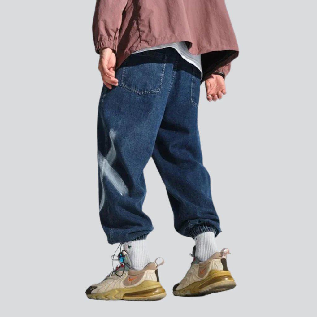 Baggy-Jeans für Herren mit X-Seiten-Print