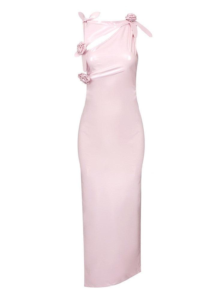 Hecate – Maxikleid aus Latex mit Schlitz und Cut-outs in Blush