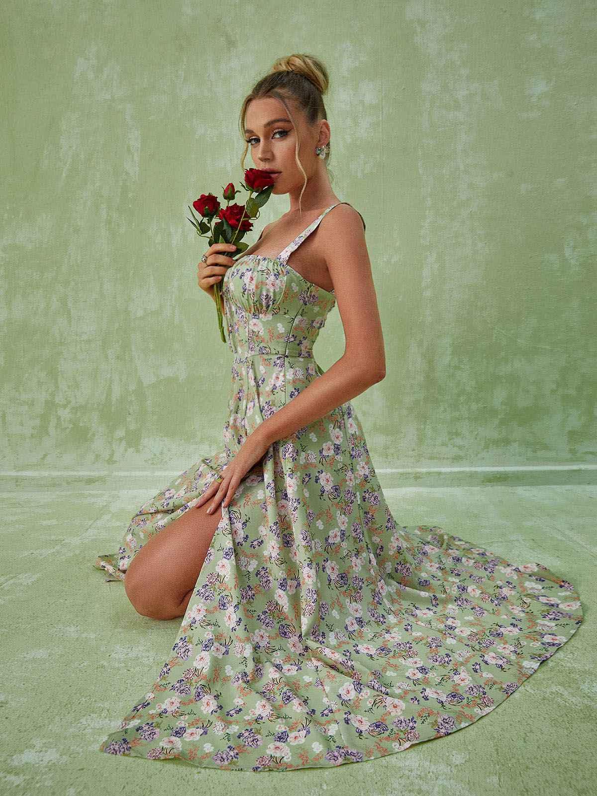 Vestido midi Maire con abertura floral en verde 