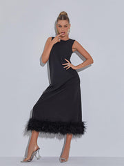 Vestido midi de plumas Nisha en negro 