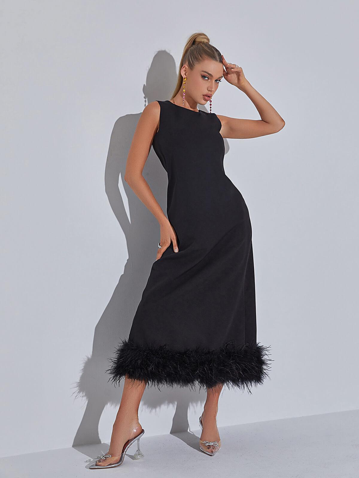 Vestido midi de plumas Nisha en negro 