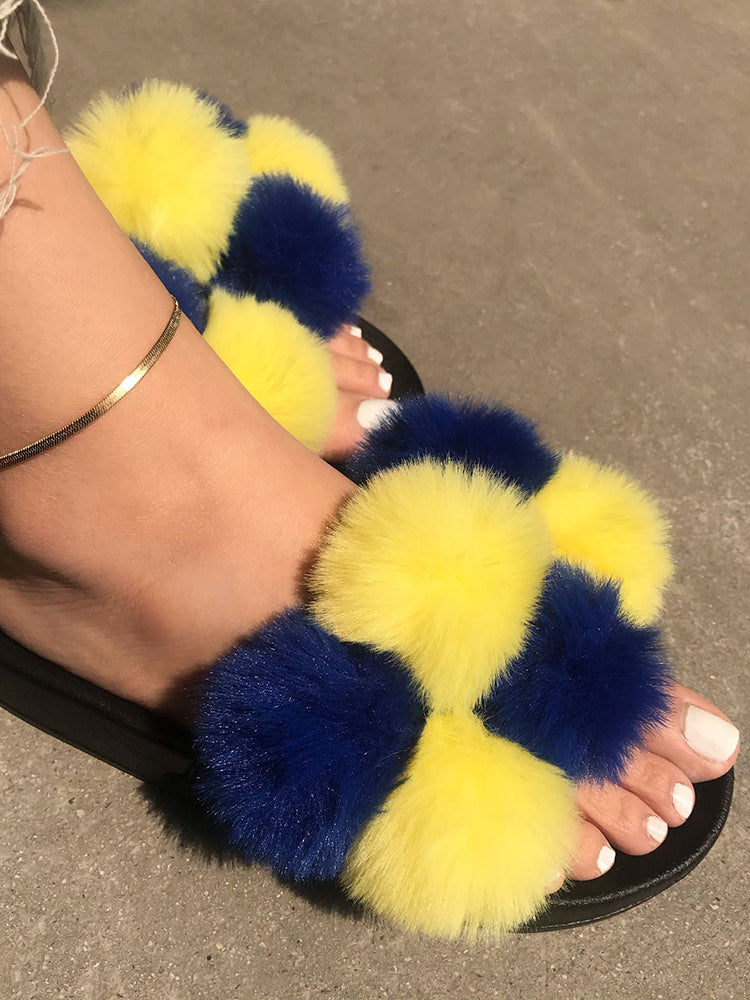 Pantuflas con pompones