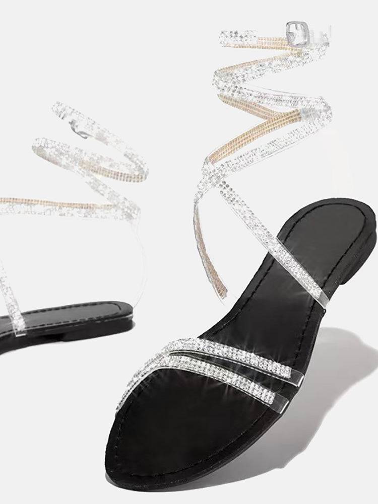 Flache Sandalen mit Riemchen und Strass