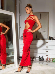 Pomeline Rose, figurbetontes Maxikleid in Rot 