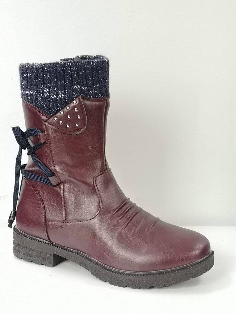 Botas cortas con tacones de bloque y cordones