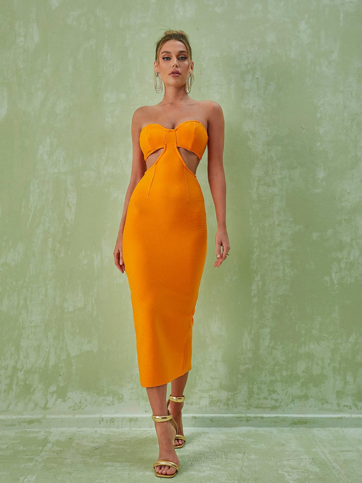 Sinead – Trägerloses Bandage-Kleid mit Cut-outs in Orange 