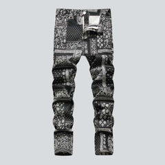 White ornament painted men's jeans