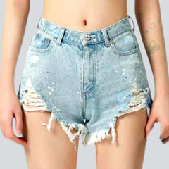 Weite Distressed-Jeansshorts