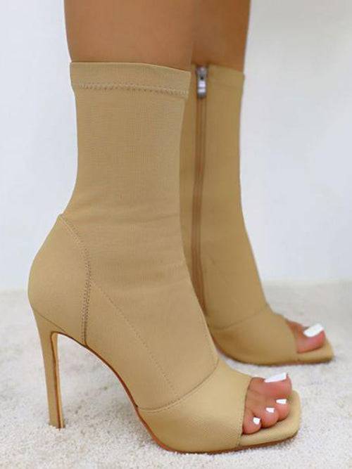 Wildlederstiefel mit quadratischer Peep-Toe