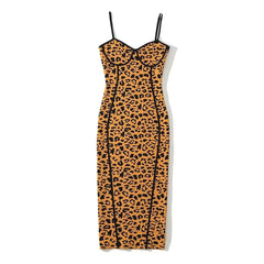 Verführerisches ärmelloses, figurbetontes Midi-Pulloverkleid mit Leopardenmuster - Leopard