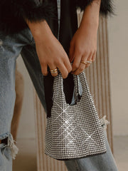 Bolso tipo cubo con diamantes de imitación