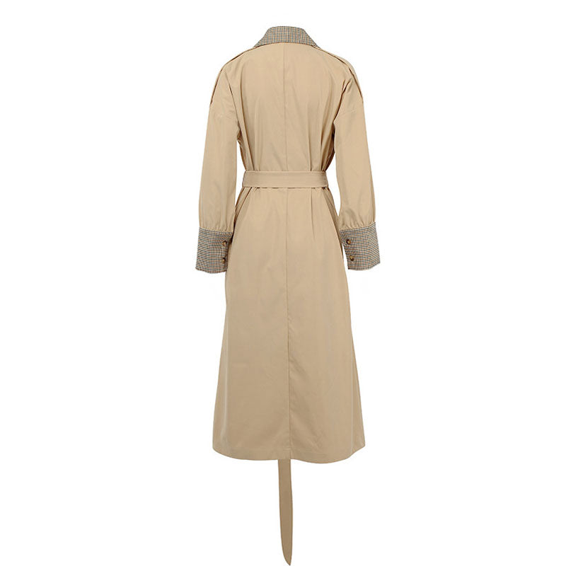 Zweireihiger Trenchcoat mit Gingham-Print und Gürtel - Khaki