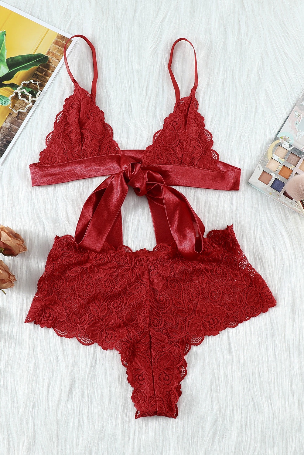 Conjunto de lencería bralette de encaje rojo de amor romántico