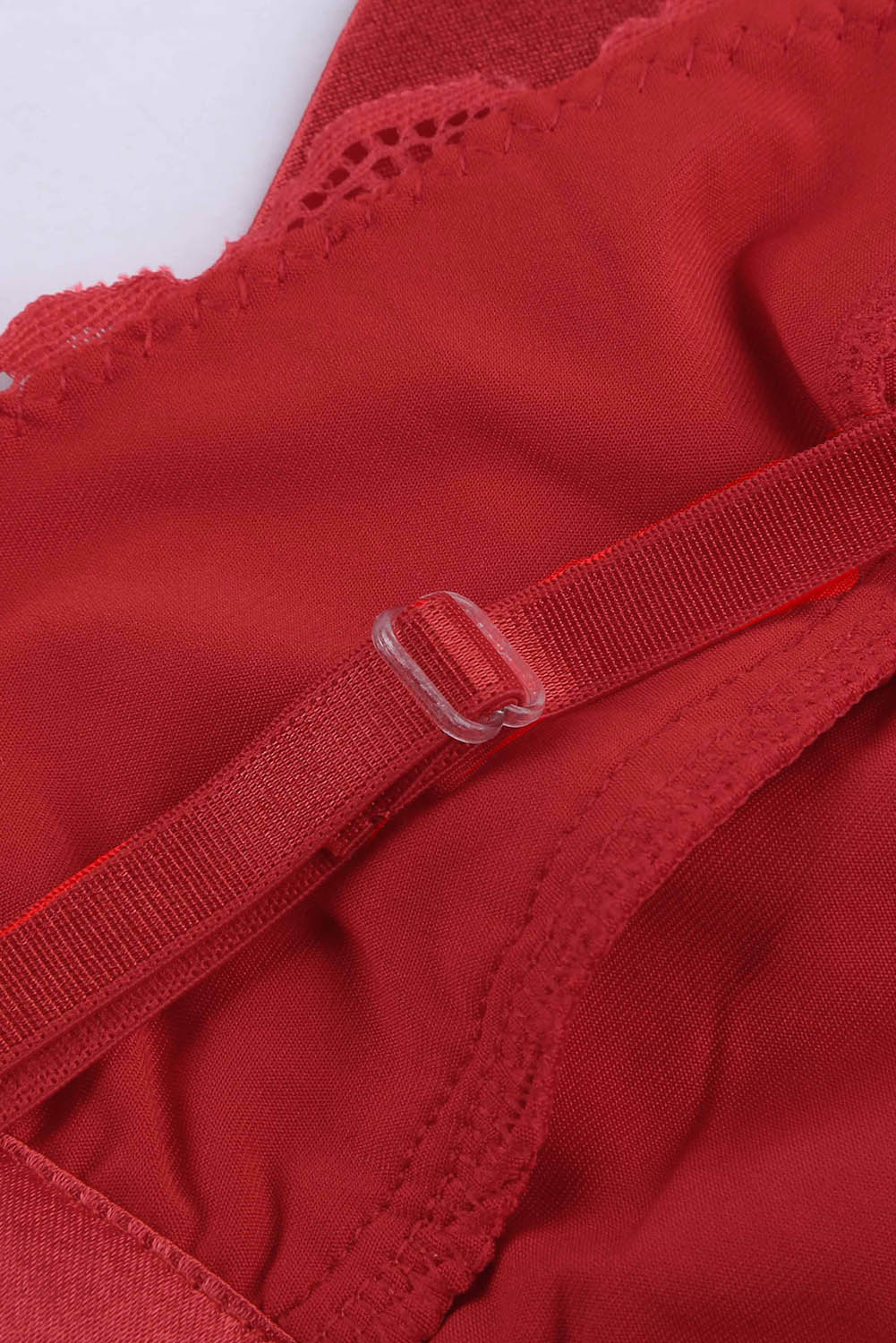 Conjunto de lencería bralette de encaje rojo de amor romántico