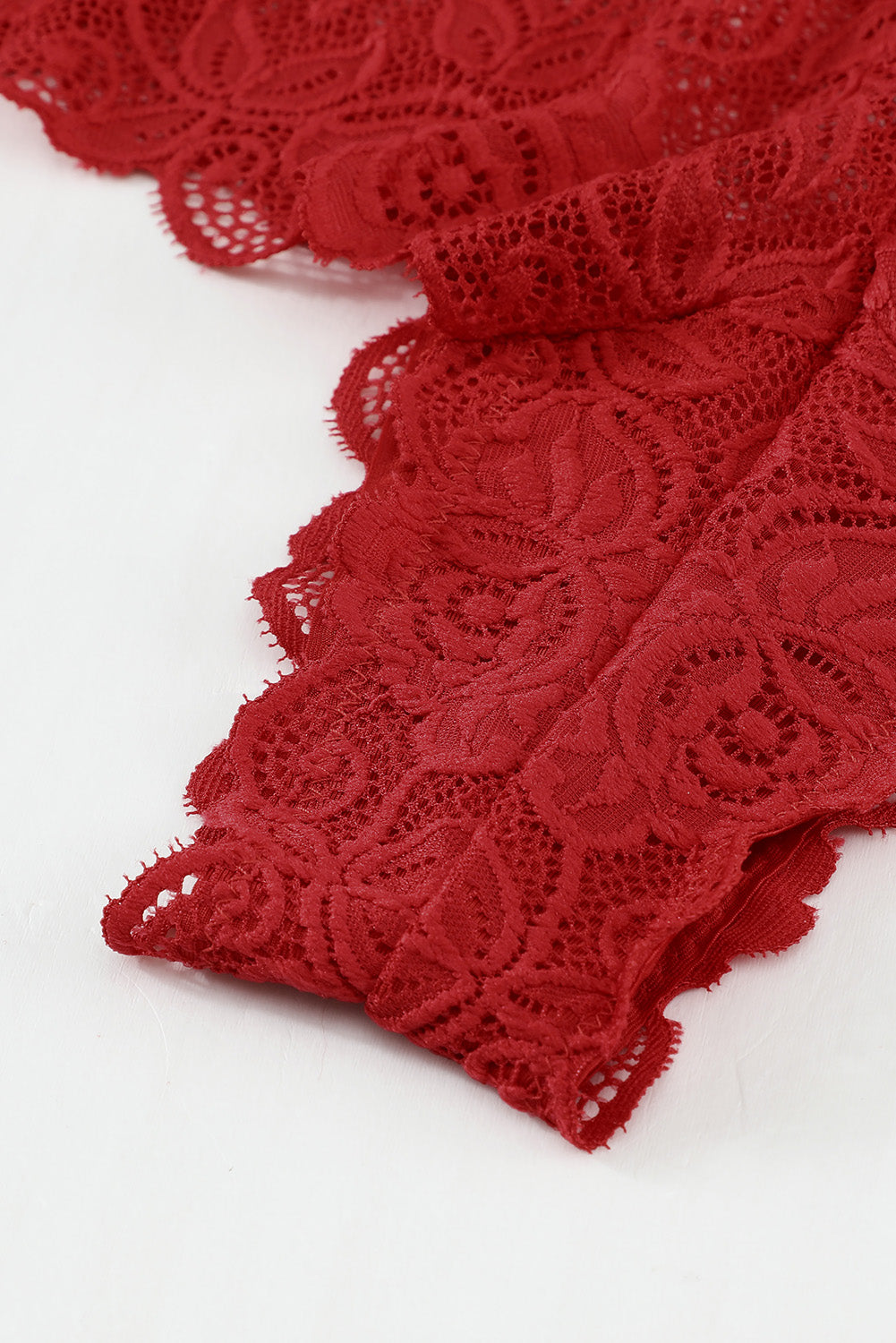 Conjunto de lencería bralette de encaje rojo de amor romántico