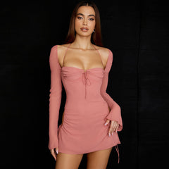 Vestido corto de fiesta con escote halter, fruncido y tirantes anudados - Rosa