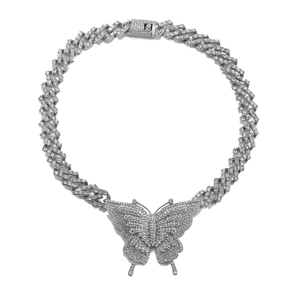 Collar llamativo con dije de mariposa adornado con diamantes de imitación - Plata