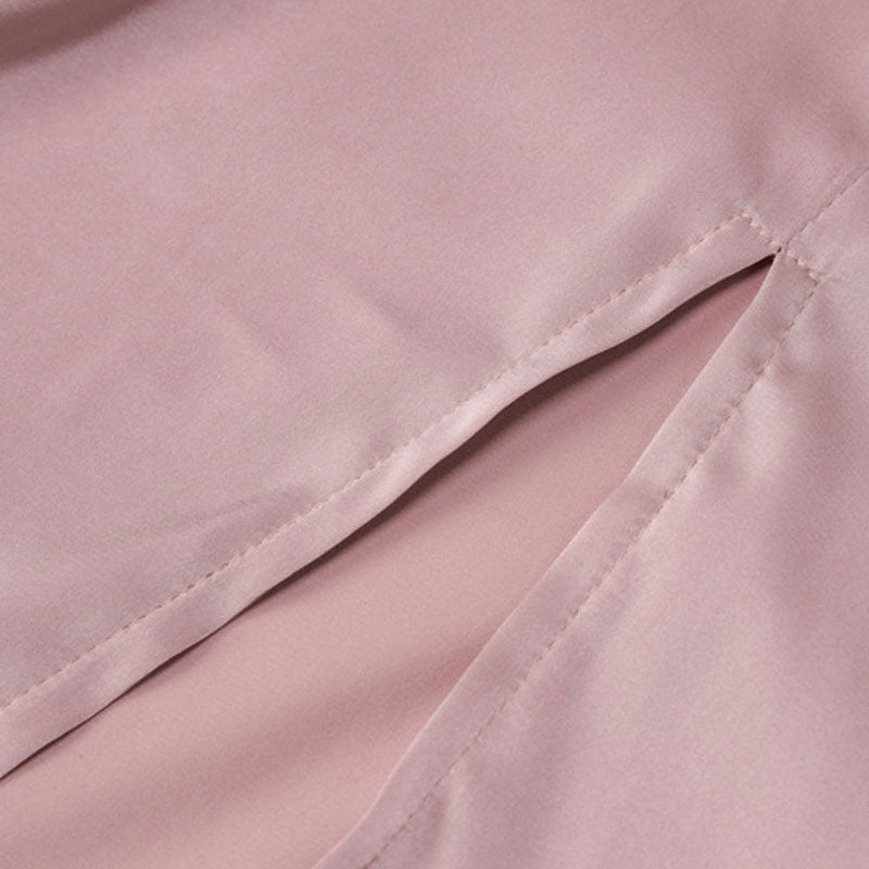 Rückenfreies Maxikleid mit Wasserfallausschnitt und Strassbesatz und hohem Schlitz - Pink