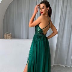 Vestido largo de noche con espalda descubierta, escote en V profundo y malla con paneles de lentejuelas - Verde esmeralda