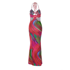 Vestido largo con cuello halter, aberturas y ribete torcido con estampado abstracto Vacation Ready - Rojo