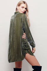 Minivestido vintage de terciopelo con cuello en V y manga larga - Verde
